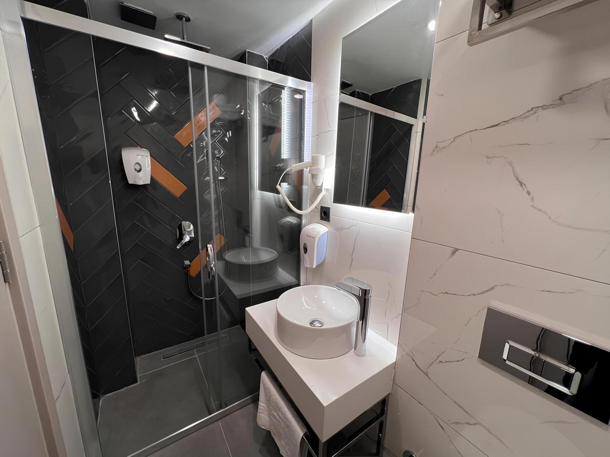 Roi Hotel Izmir Eksteriør billede
